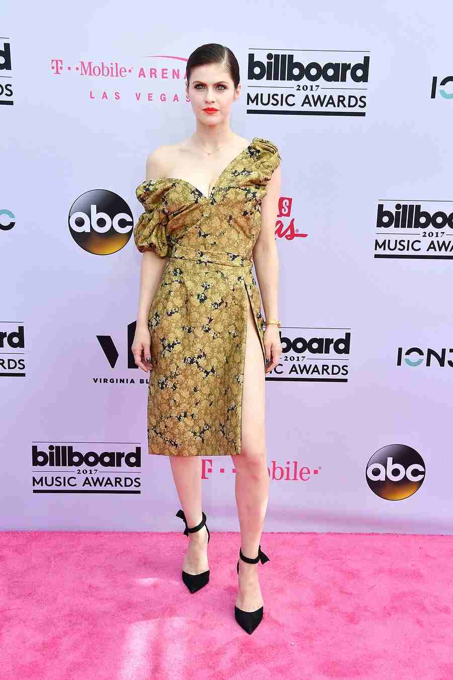 Alexandra Daddario Rocking An Off-Shoulder Printed Dress