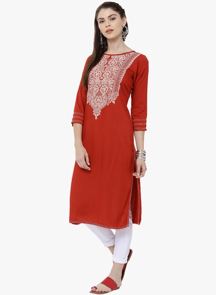 LIVA_Navratri_Wear_Ravishing_in_Red