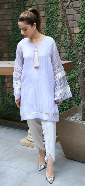 LIVA-Self-Patterned-Kurtis