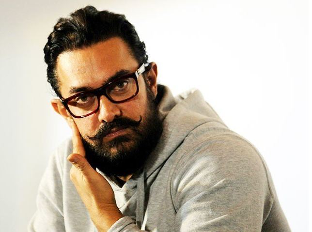 LIVA-FASHION-TRENDSETTER-CELEB-Aamir-Khan