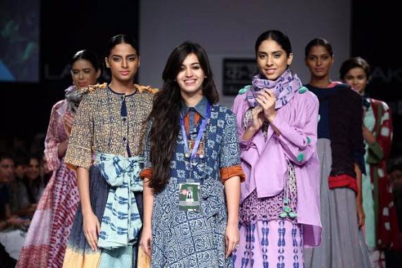 LIVA-Fashion-Trends-Karishma-Shahani