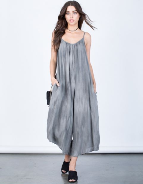 LIVA-Style-Trends-Flowy-Silhouettes