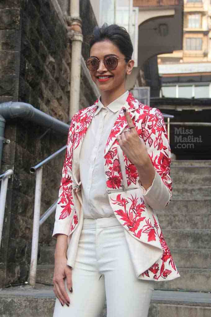 LIVA-Stylish-Celebs-Deepika-Padukone