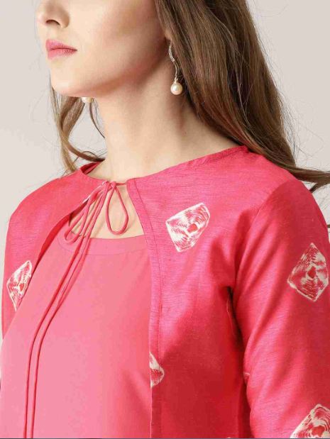 LIVA-Kurti-Fashion-Trends-Experiment-With-The-Neckline